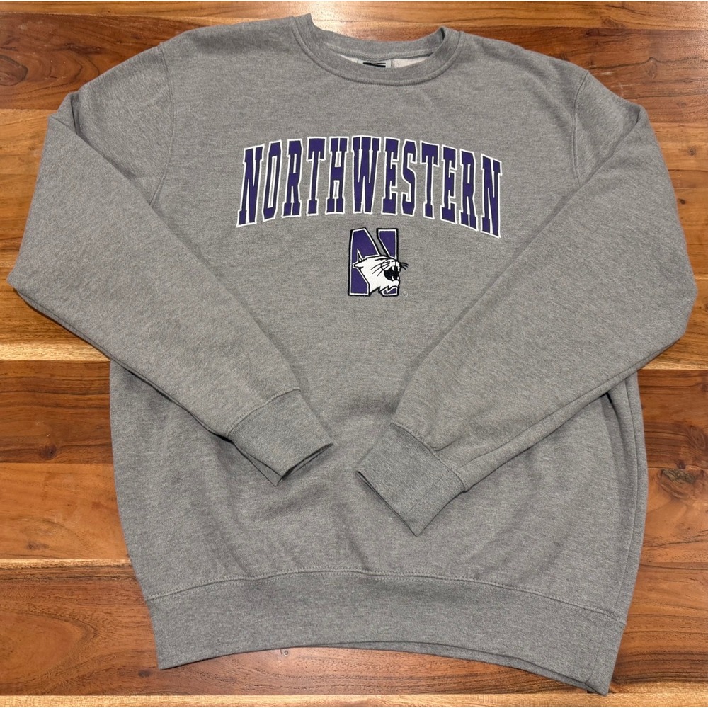 Northwestern University Wildcats Sweatshirt Gray Crewneck Willie Mascot Medium